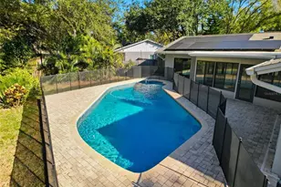 915 Woodleaf Way, Tampa, FL 33613 - Photo 53