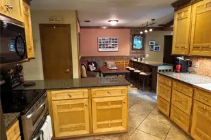 8213 Lost Lake Dr, Orlando, FL 32817 - Photo 13