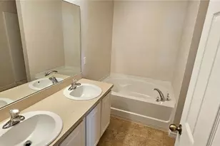 15605 Perdido Dr, Orlando, FL 32828 - Photo 9