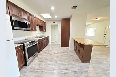 1527 Leeway Avenue, Orlando, FL 32810 - Photo 7