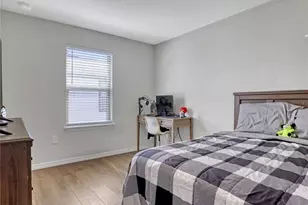 1749 Cayman Cove Cir, Saint Cloud, FL 34772 - Photo 7