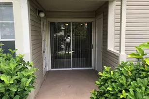 1916 Lake Atriums Cir, Orlando, FL 32839 - Photo 9