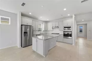 6403 Shimmering Shrs Ln, Saint Cloud, FL 34771 - Photo 11