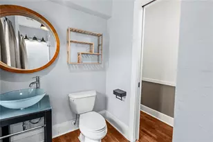210 Phillips Pl, Orlando, FL 32806 - Photo 29