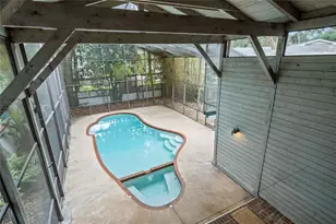 210 Phillips Pl, Orlando, FL 32806 - Photo 23