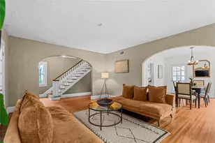 210 Phillips Pl, Orlando, FL 32806 - Photo 7