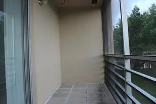 9141 Sunrise Lakes Blvd, Sunrise, FL 33322 - Photo 17