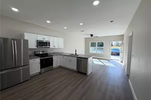 1418 SE Magnolia Loop, Lake City, FL 32025 - Photo 9