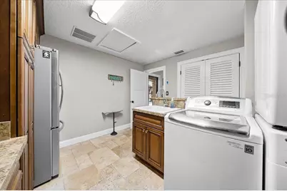 452 SE Paradise Point Road, Crystal River, FL 34429 - Photo 39