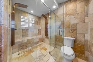 452 SE Paradise Point Rd, Crystal River, FL 34429 - Photo 17