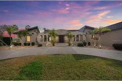 452 SE Paradise Point Road, Crystal River, FL 34429 - Photo 1