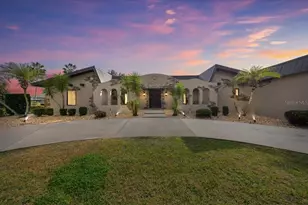 452 SE Paradise Point Rd, Crystal River, FL 34429 - Photo 1