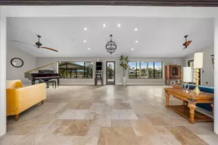 452 SE Paradise Point Rd, Crystal River, FL 34429 - Photo 31