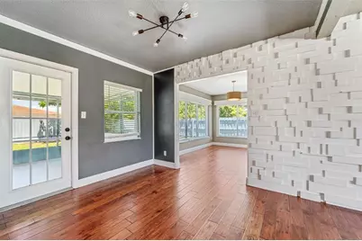 1900 40th Street N, Saint Petersburg, FL 33713 - Photo 7