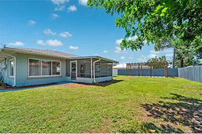 1900 40th Street N, Saint Petersburg, FL 33713 - Photo 21