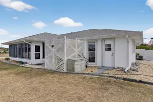 12320 Evelyn Ave, Port Charlotte, FL 33981 - Photo 23