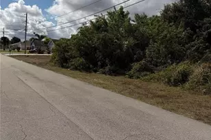 4244 SW Jame St, Port Saint Lucie, FL 34953 - Photo 5