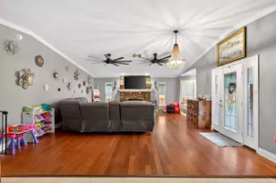 746 W Washington Ave W, Lake Helen, FL 32744 - Photo 3