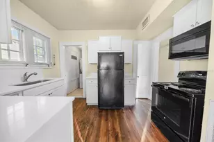 1271 6th St, Clermont, FL 34711 - Photo 9