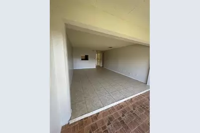 2050 Oleander Boulevard #4-203, Fort Pierce, FL 34950 - Photo 3