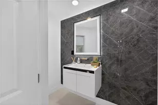 305 Sweetwater Club Cir, Longwood, FL 32779 - Photo 35