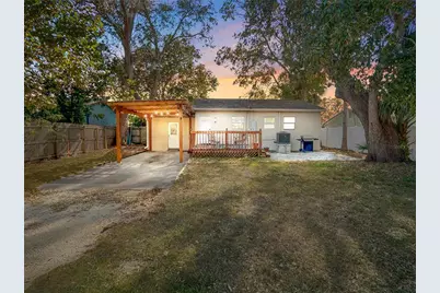 441 40th Avenue NE, Saint Petersburg, FL 33703 - Photo 19