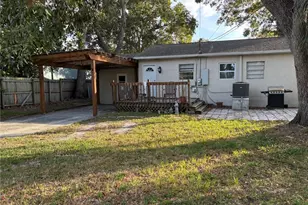 441 40th Ave NE, Saint Petersburg, FL 33703 - Photo 3