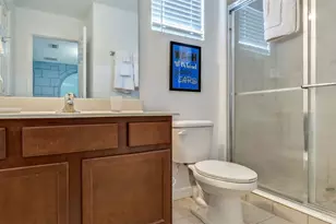 430 Las Fuentes Dr, Kissimmee, FL 34746 - Photo 9