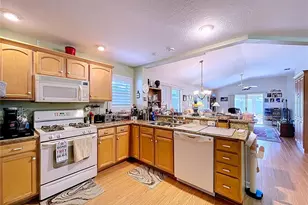 388 Bradley Terrace, The Villages, FL 32162 - Photo 13