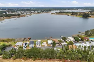 7210 Windsong Dr, Lake Wales, FL 33898 - Photo 9