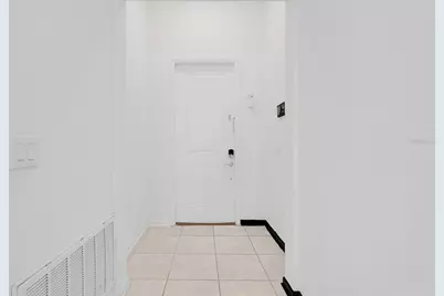 1052 Holden Way, Eagle Lake, FL 33839 - Photo 5