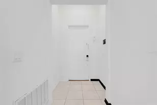 1052 Holden Wy, Eagle Lake, FL 33839 - Photo 5