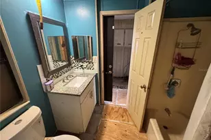 10559 Bay Hills Cir, Thonotosassa, FL 33592 - Photo 5