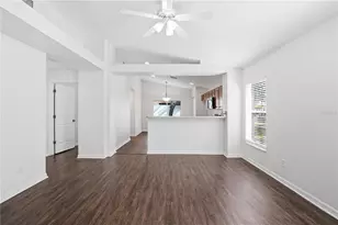 11719 Crest Creek Dr, Riverview, FL 33569 - Photo 15