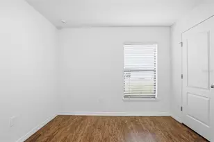 906 Wynnmere Walk Ave, Ruskin, FL 33570 - Photo 17