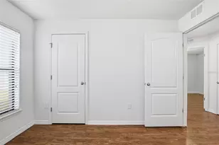 906 Wynnmere Walk Ave, Ruskin, FL 33570 - Photo 3