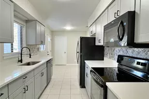 702 St Matthew Cir, Altamonte Springs, FL 32714 - Photo 5