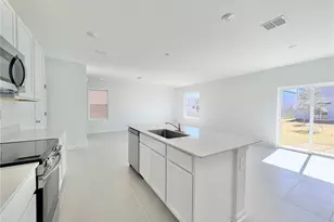 3666 Hardman Dr, Lake Wales, FL 33853 - Photo 9