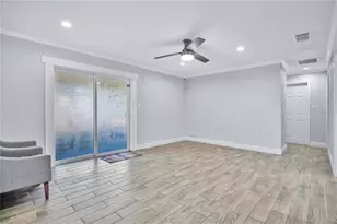 4715 Jamerson Pl, Orlando, FL 32807 - Photo 11