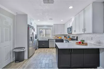 4715 Jamerson Place, Orlando, FL 32807 - Photo 5