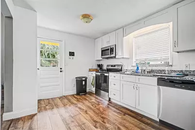 55316 Claire Street, Astor, FL 32102 - Photo 11