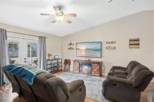 2901 Grayton St, Deltona, FL 32738 - Photo 3