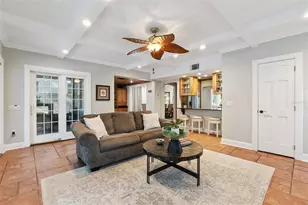 910 Alameda St, Orlando, FL 32804 - Photo 23