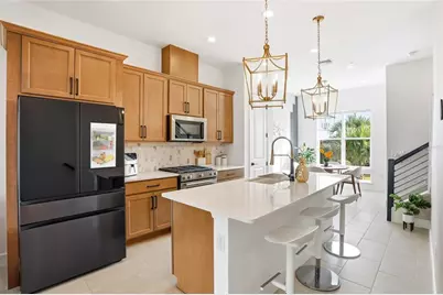 2038 Packing District Way, Orlando, FL 32804 - Photo 11