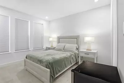 2038 Packing District Way, Orlando, FL 32804 - Photo 19
