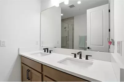 2038 Packing District Way, Orlando, FL 32804 - Photo 21