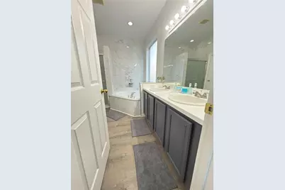 4688 Golden Beach Court, Kissimmee, FL 34746 - Photo 23