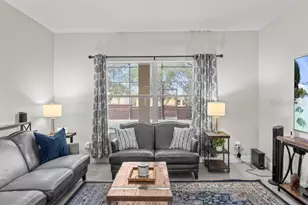 942 Henley Cir, Davenport, FL 33896 - Photo 11