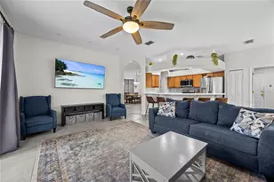 942 Henley Cir, Davenport, FL 33896 - Photo 19