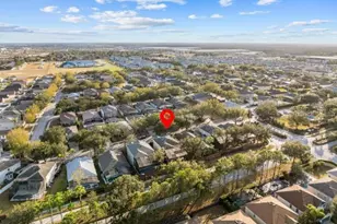 942 Henley Cir, Davenport, FL 33896 - Photo 49